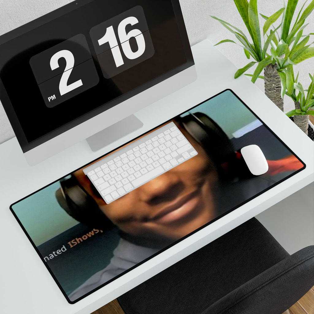 ishowspeed trying not laugh